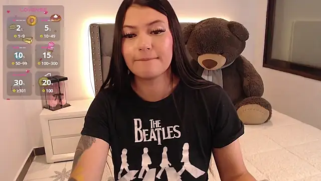 Snapshot of Nicols66 chatting on 12.05.24 Nicols66 online show from 12.05.24