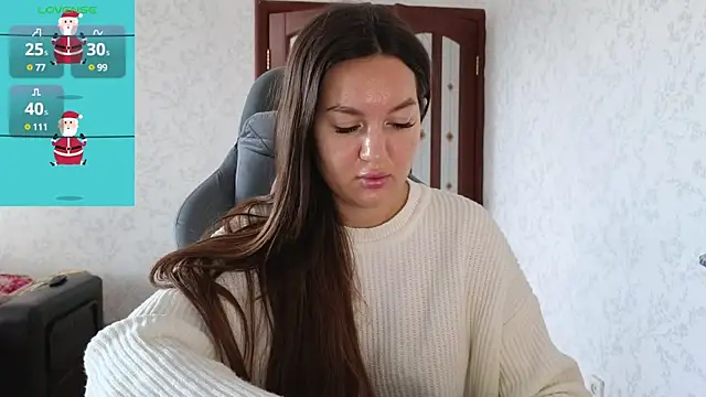 Snapshot of Nelly_Fischer chatting on 12.28.24 Nelly Fischer online show from 12.28.24