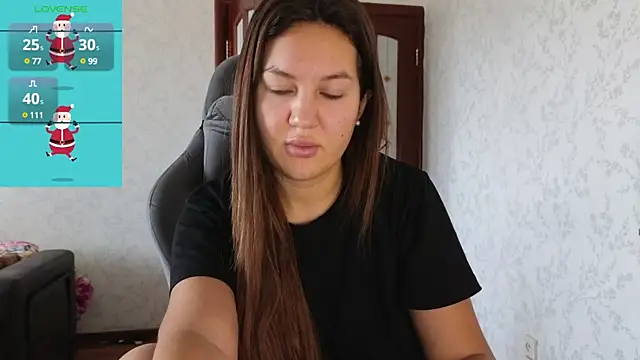 Snapshot of Nelly_Fischer chatting on 01.07.25 Nelly Fischer online show from 01.07.25