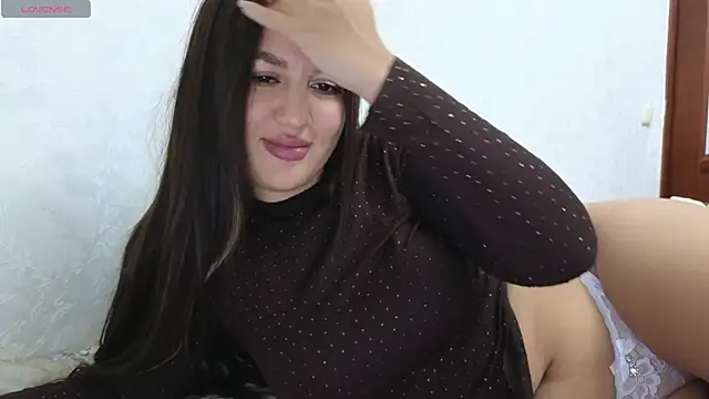 Snapshot of Nelly_Fischer chatting on 02.08.25 Nelly Fischer online show from 02.08.25