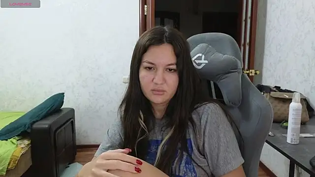 Snapshot of Nelly_Fischer chatting on 03.09.25 Nelly Fischer online show from 03.09.25