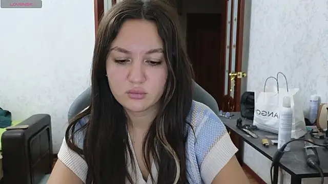 Snapshot of Nelly_Fischer chatting on 03.11.25 Nelly Fischer online show from 03.11.25