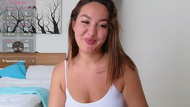 Snapshot of Nelly_Fischer chatting on 11.14.25 Nelly Fischer online show from 11.14.25