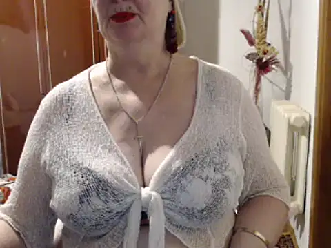 Secretfox online show from 02.04.25