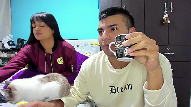 Snapshot of 2ScarletandRyan8 chatting on 02.15.26 2ScarletandRyan8 online show from 02.15.26