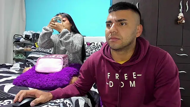 Snapshot of 2ScarletandRyan8 chatting on 02.25.26 2ScarletandRyan8 online show from 02.25.26