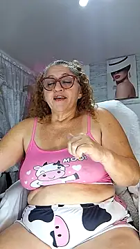 Snapshot of evelin_hott chatting on 11.05.25 evelin hott online show from 11.05.25