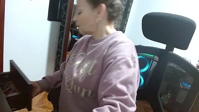 asleycavta online show from 01.17.26