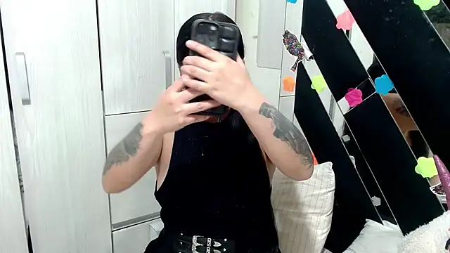 katery wok11 online show from 10.23.25