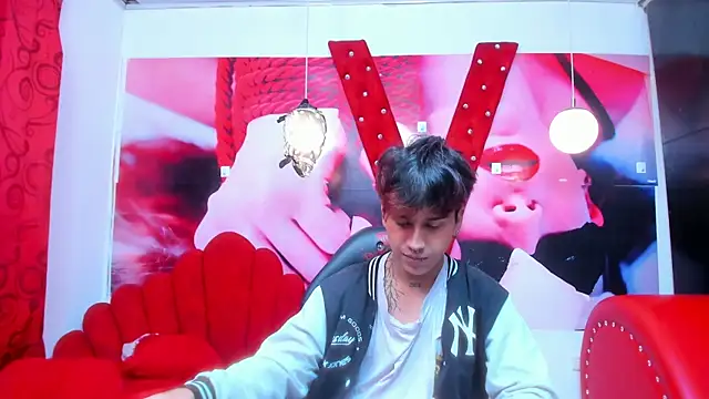 alex 477 online show from 09.29.25