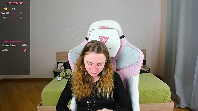 Cowell Adelina online show from 11.07.25