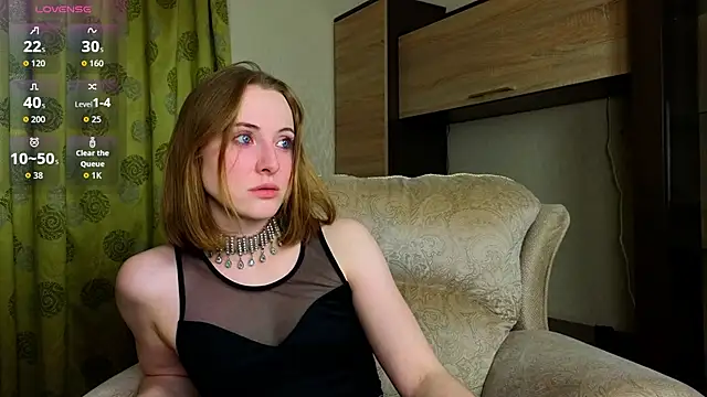 Snapshot of Cowell_Adelina chatting on 06.28.26 Cowell Adelina online show from 06.28.26