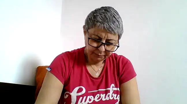 roseblak42 online show from 03.17.25