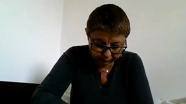 roseblak42 online show from 10.01.25