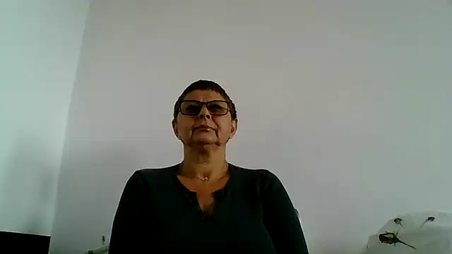 roseblak42 online show from 10.02.25