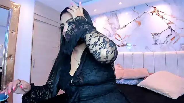 kiana cream online show from 06.21.26
