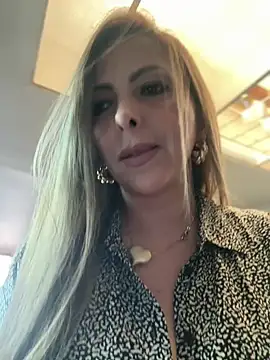  Abril-Office1 online show from 01.14.26