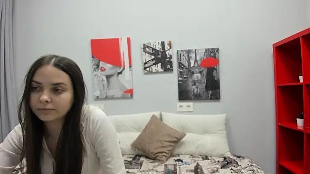 Snapshot of Tiny_JuJu chatting on 05.29.26 Tiny JuJu online show from 05.29.26