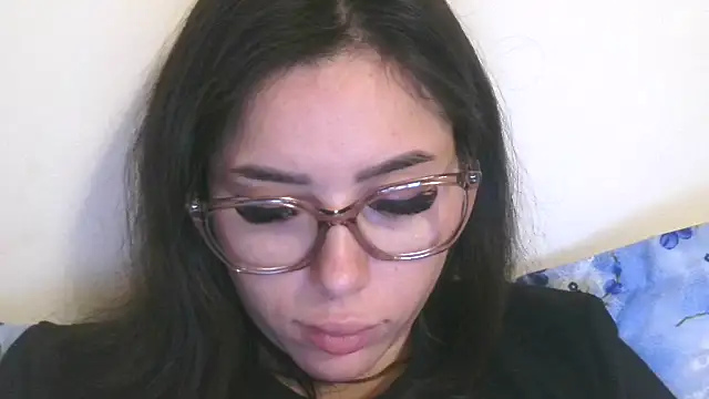 LovelyJulliette online show from 01.12.26