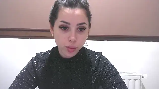 LovelyJulliette online show from 01.18.26