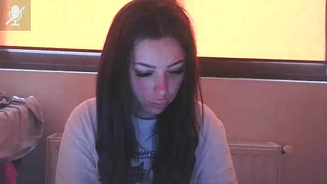 LovelyJulliette online show from 04.19.26