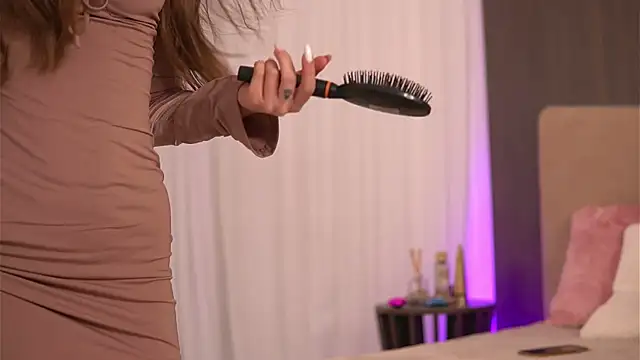 KaylaBray online show from 02.08.25