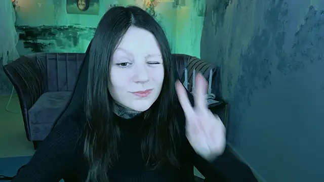 VeliraBraitberg online show from 12.08.24