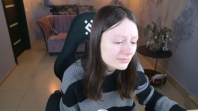 VeliraBraitberg online show from 12.26.24