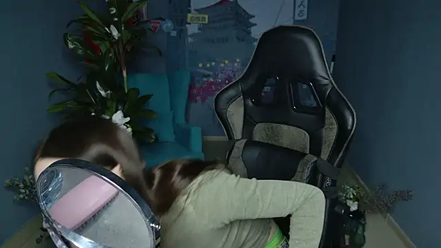 VeliraBraitberg online show from 02.27.25