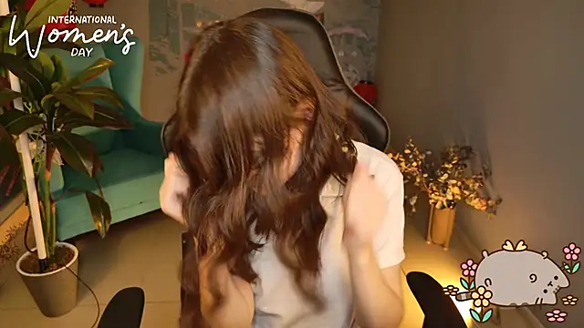 VeliraBraitberg online show from 03.08.25