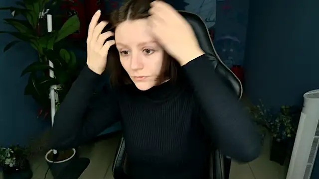 VeliraBraitberg online show from 03.12.25