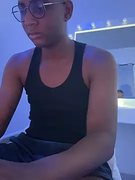 Snapshot of Arwens_bell08 chatting on 02.02.25 Arwens bell08 online show from 02.02.25