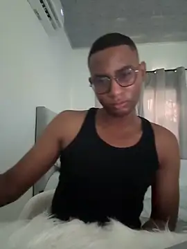 Snapshot of Arwens_bell08 chatting on 02.15.25 Arwens bell08 online show from 02.15.25