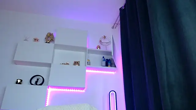 arianatattoos online show from 03.26.26