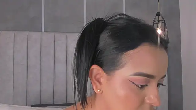 lea gray online show from 02.20.25