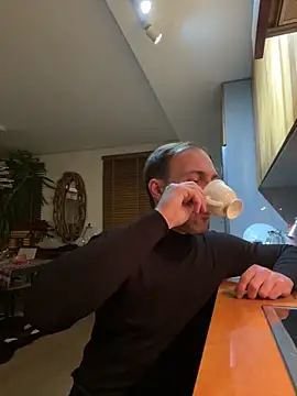 Adventurehotman online show from 12.20.24