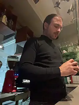 Adventurehotman online show from 11.05.25