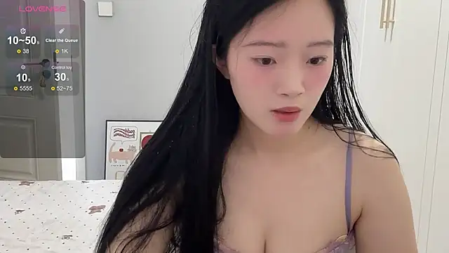 Snapshot of rose-u chatting on 09.14.25 rose-u online show from 09.14.25