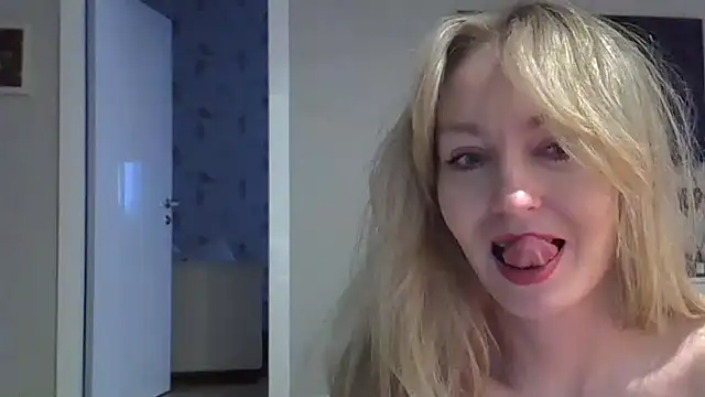 ZarinaSwift online show from 02.19.25