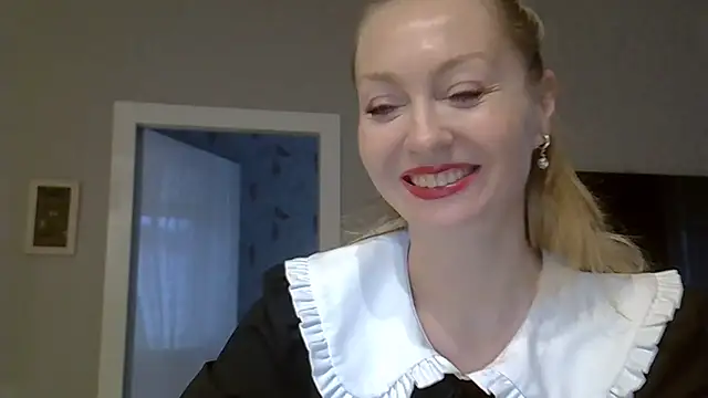 ZarinaSwift online show from 11.09.25