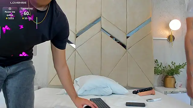 LiaVelez online show from 01.09.26