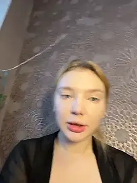 AmmyHot online show from 12.22.25