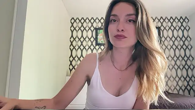 SirenaBelle online show from 12.28.24