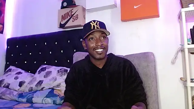 king  Black online show from 02.18.25