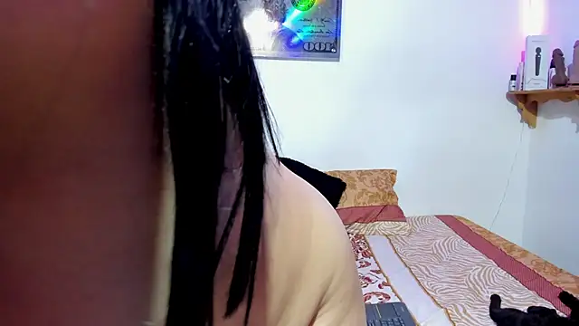 Snapshot of Bad_Couple_1 chatting on 01.04.25 Bad Couple 1 online show from 01.04.25