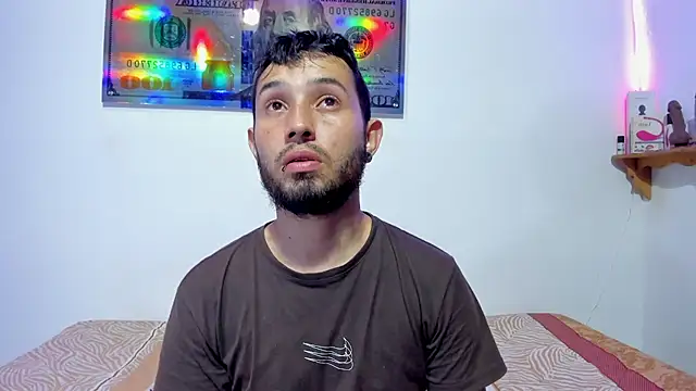 Snapshot of Bad_Couple_1 chatting on 01.08.25 Bad Couple 1 online show from 01.08.25