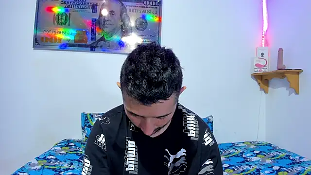 Snapshot of Bad_Couple_1 chatting on 02.01.25 Bad Couple 1 online show from 02.01.25