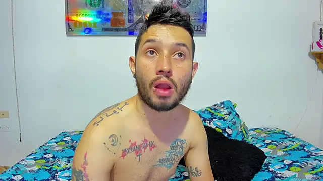 Snapshot of Bad_Couple_1 chatting on 02.06.25 Bad Couple 1 online show from 02.06.25