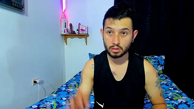 Snapshot of Bad_Couple_1 chatting on 02.08.25 Bad Couple 1 online show from 02.08.25