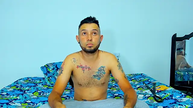 Snapshot of Bad_Couple_1 chatting on 03.09.25 Bad Couple 1 online show from 03.09.25